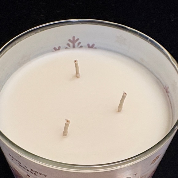 Bath & Body Works Snowy Peach Berry Candle - Pink and Gold Accents - Picture 3 of 4